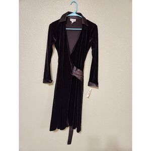Velvety dress small by Donna rae